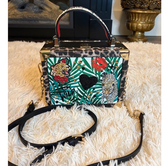 HOT ALDO‎ Wild Jungle Print Box Bag Leopard Lips Heart Crossbody Chain Handbag - Picture 2 of 10